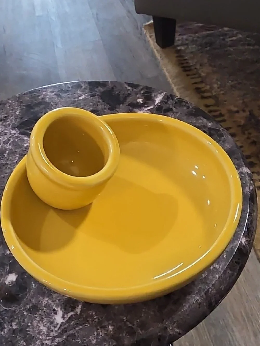 Williams-Sonoma Bright Yellow Ceramic Plate with Ring Detail